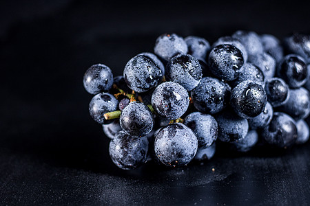 黑底紫葡萄水果电商高清图片