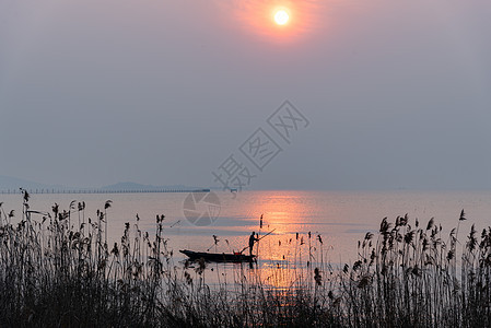 日落太湖图片
