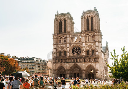 法国巴黎圣母院外观图片