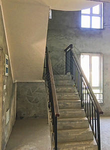 毛坯房楼梯图片