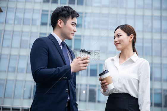 商女男女喝咖啡聊天图片