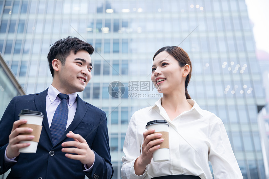 商女男女喝咖啡聊天图片