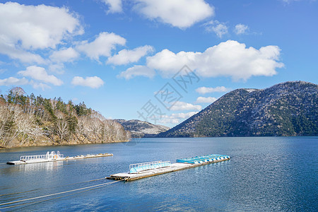 日本北海道然别湖风光高清图片