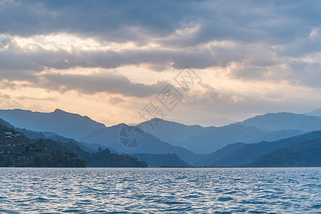 尼泊尔博卡拉费瓦湖图片