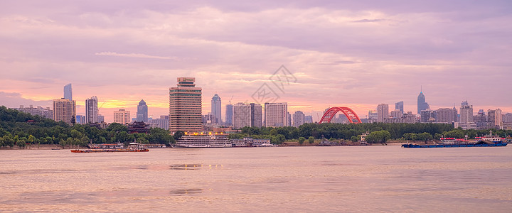 城市夕阳晚霞江景风光长片图片