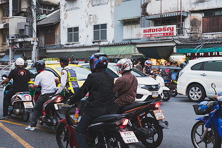 泰国街道车水马龙图片