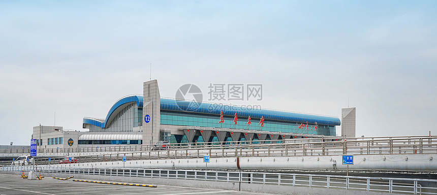 新疆乌鲁木齐机场T2航站楼图片