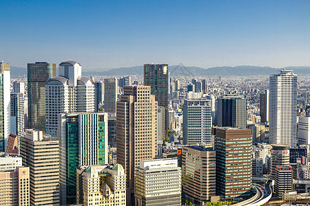 日本大阪梅田空中庭园及周围高清图片