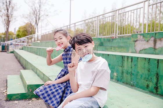 小学生分享棒棒糖图片