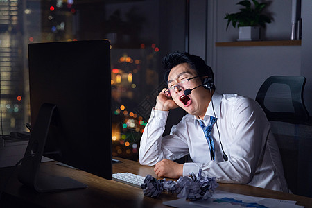 职场加班男男性哈欠高清图片