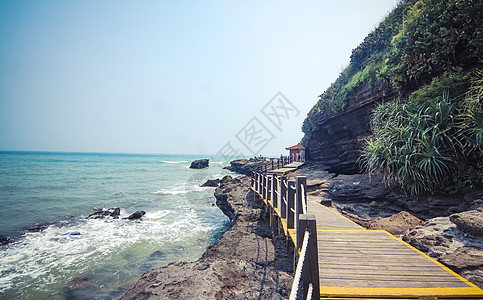 涠洲岛沙滩沿岸北海涠洲岛火山地质公园背景