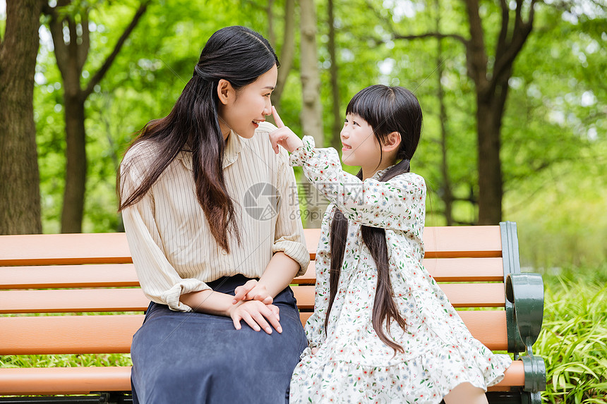 可爱母女图片