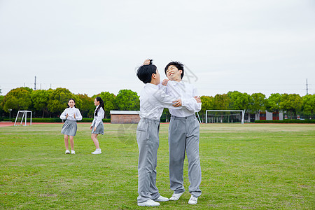 小学生打架小学生打架高清图片