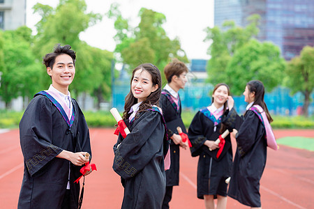 学士服美女大学生毕业季背景