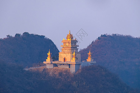 湖北随州大洪山古地标建筑金顶图片