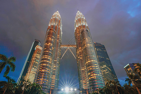 吉隆坡双子塔夜景图片