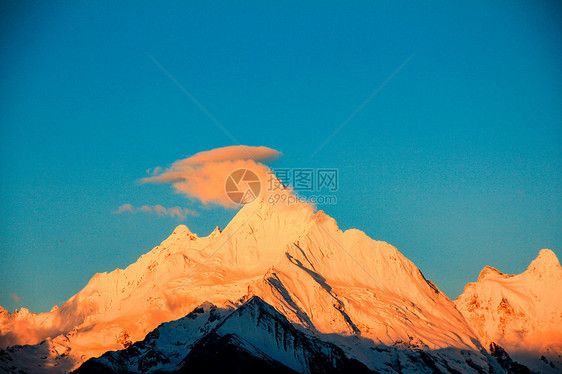 梅里雪山图片