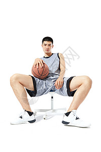 斯洛特：感激阿诺德上赛季夺冠巨大贡献，看他穿白色球衣有些奇怪