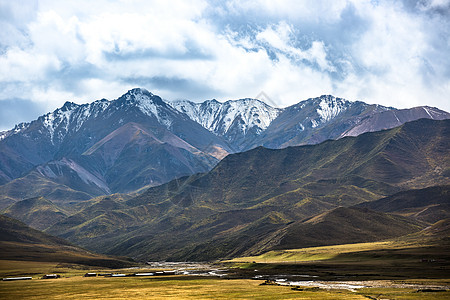 卓尔山风光山脉连县高清图片