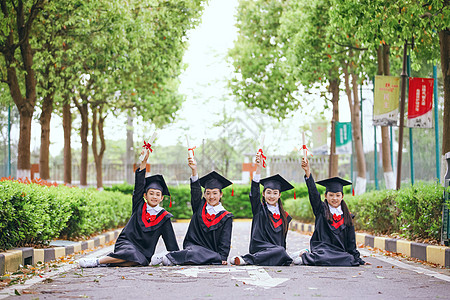 小学生毕业照图片