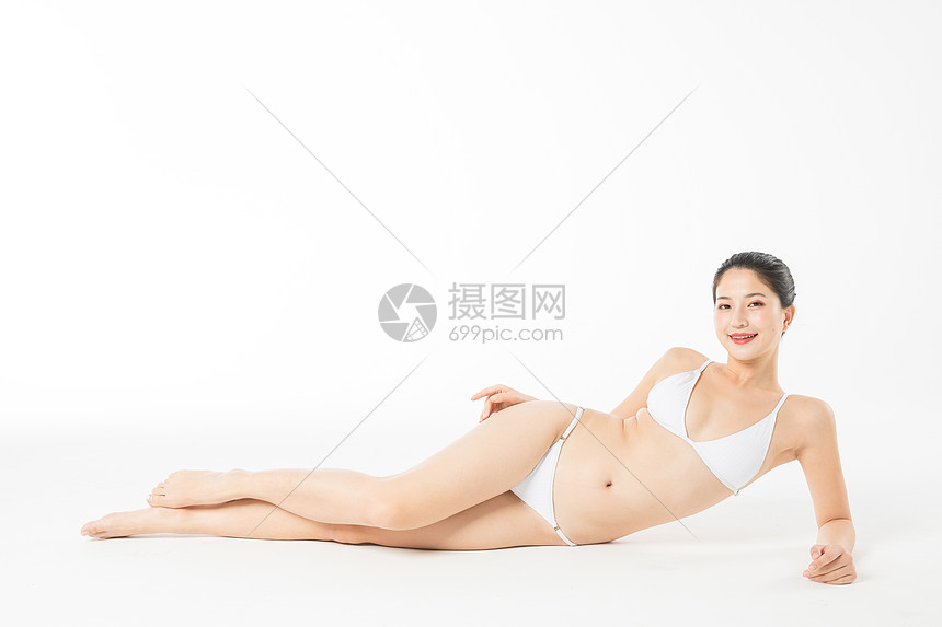 泳装美女图片