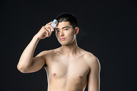 男性保湿护肤背景图片
