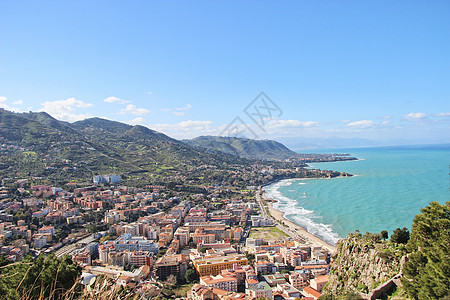 意大利西西里岛切法卢小镇全景图片