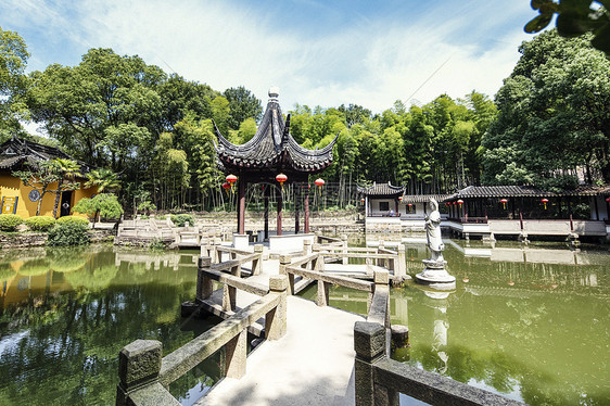 夏天山林风景图片