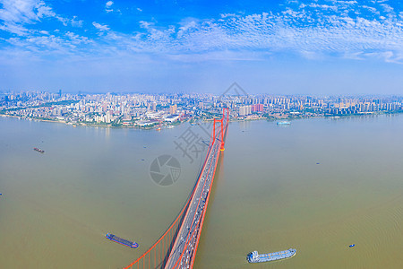 城市之巅俯瞰跨江大桥图片