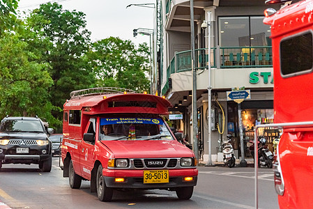 清迈塔佩门泰国清迈街景背景