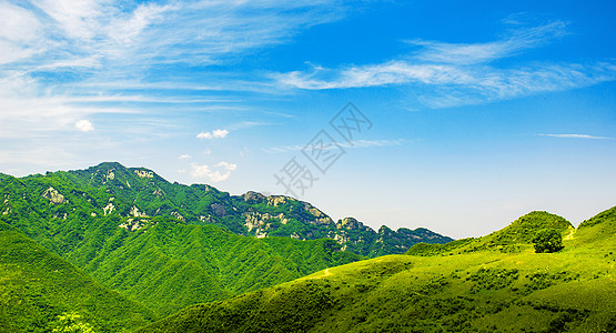 秦岭山水秦岭徒步观大美风光背景