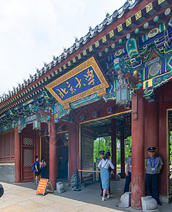 大学教师北京大学校门背景