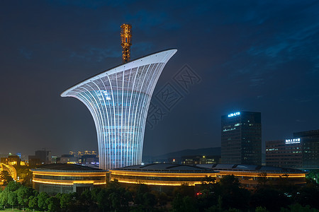 城市地标太阳能建筑研究所夜景图片