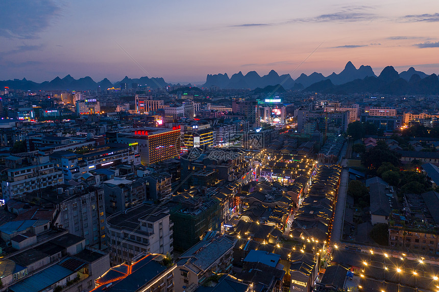 航拍桂林市区东西巷景区图片