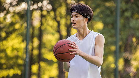 [流言板]利物浦近两次对阵皇马，麦卡利斯特均当选为全场最佳球员