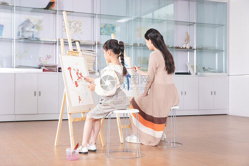 儿童一对一绘画教学