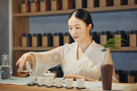 女茶艺师倒茶泡茶师高清图片素材