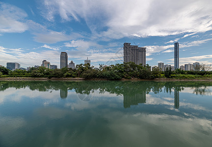 碧水蓝天图片