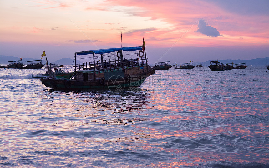 广东省惠州市巽寮湾景区海边夕阳风光图片