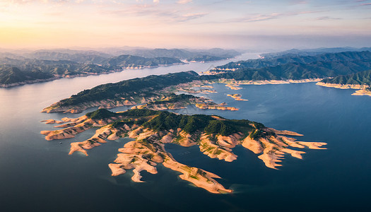 山水河流风光图片