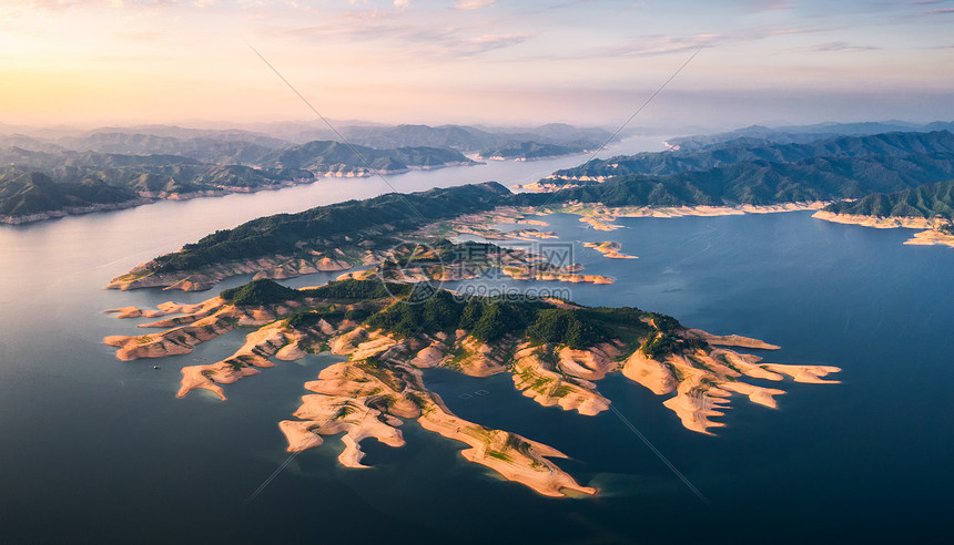 山水河流风光图片