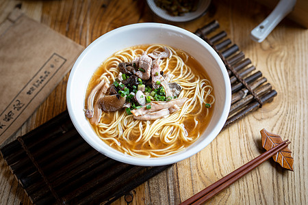 卤粉美食浆面条高清图片