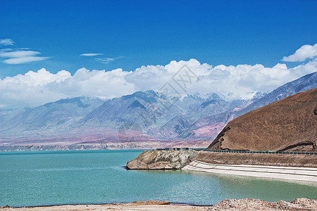 新疆高原湖图片