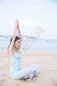 柴静人物素材海边夏日美女冥想背景