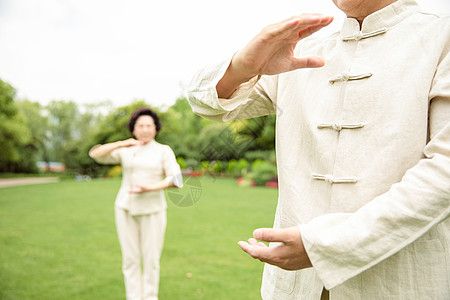 老年人养生老年人太极锻炼背景