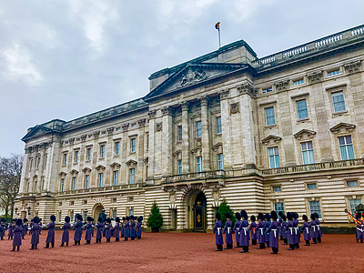 英国白金汉宫建筑外景高清图片