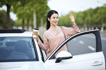 女性驾车人车生活高清图片