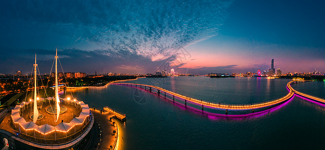 夜跑素材苏州金鸡湖帆船公园夜景图背景