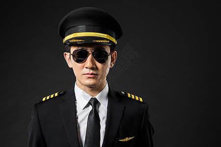 飞行员带墨镜形象图片
