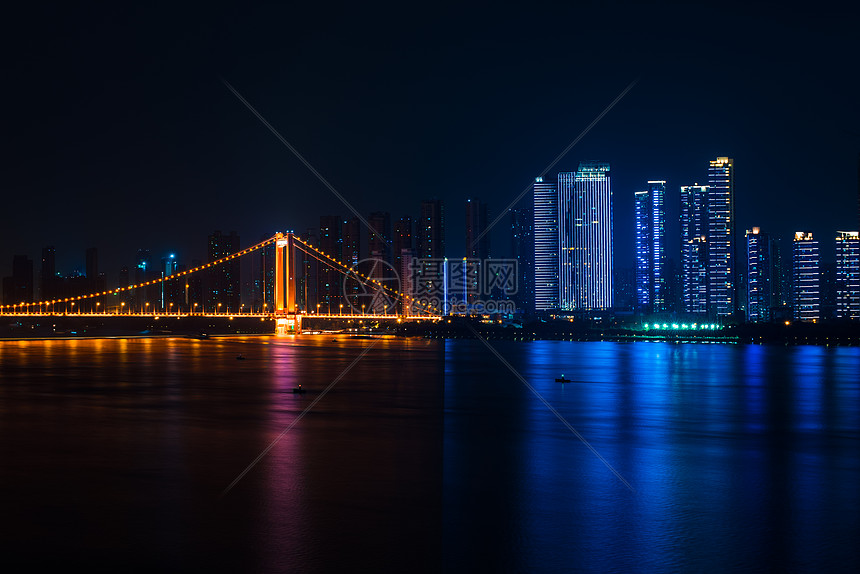 武汉汉阳江滩夜景图片